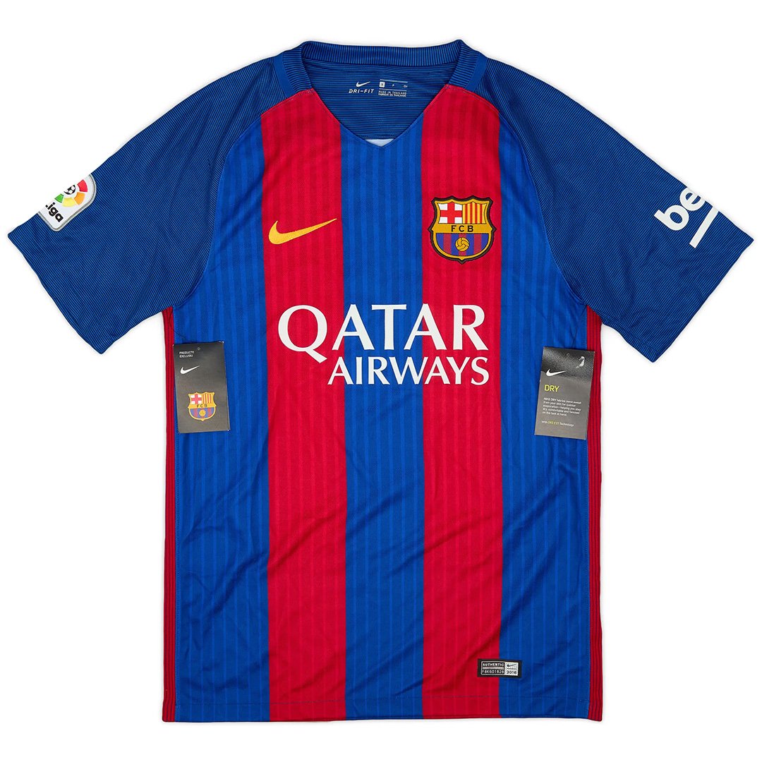 01715913685483ace8fRetroBarcelonaHomeJersey201617MineJerseys (1) Barcelona Heimtrikot Edition 2025/26 - immagine 1